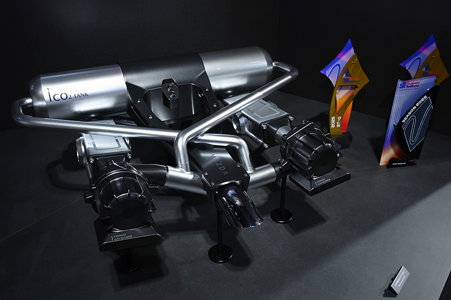 마쯔다 3 퓨처 콘셉트에 적용될 이산화탄소 포집 장치. 사진: 김학수 기자