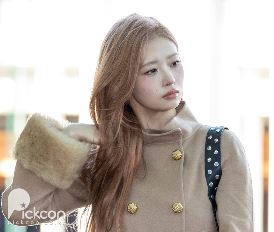 아이브 레이 공항패션 / 사진 : 픽콘DB