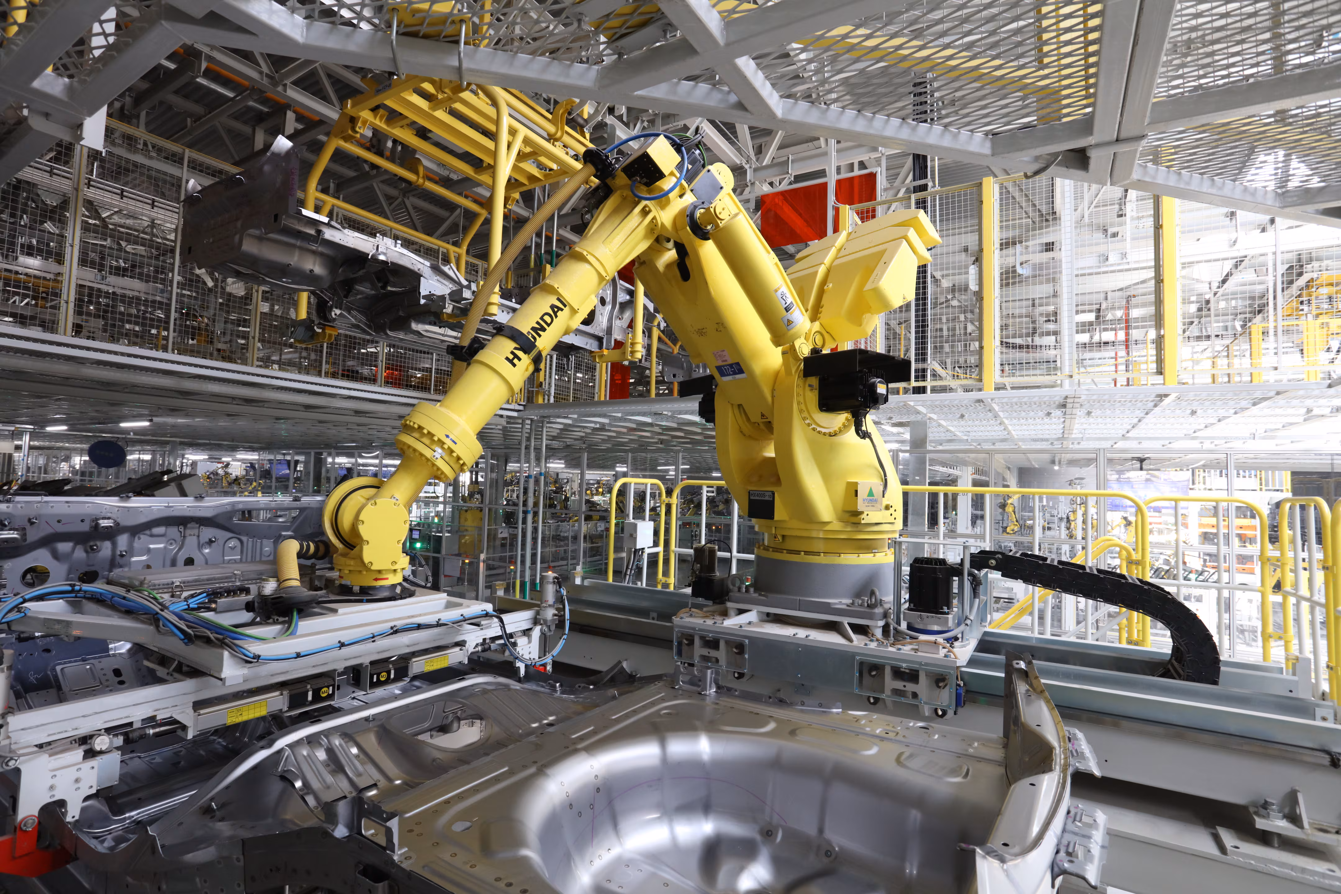 HD현대로보틱스의 산업용 로봇 제품 / HD현대로보틱스