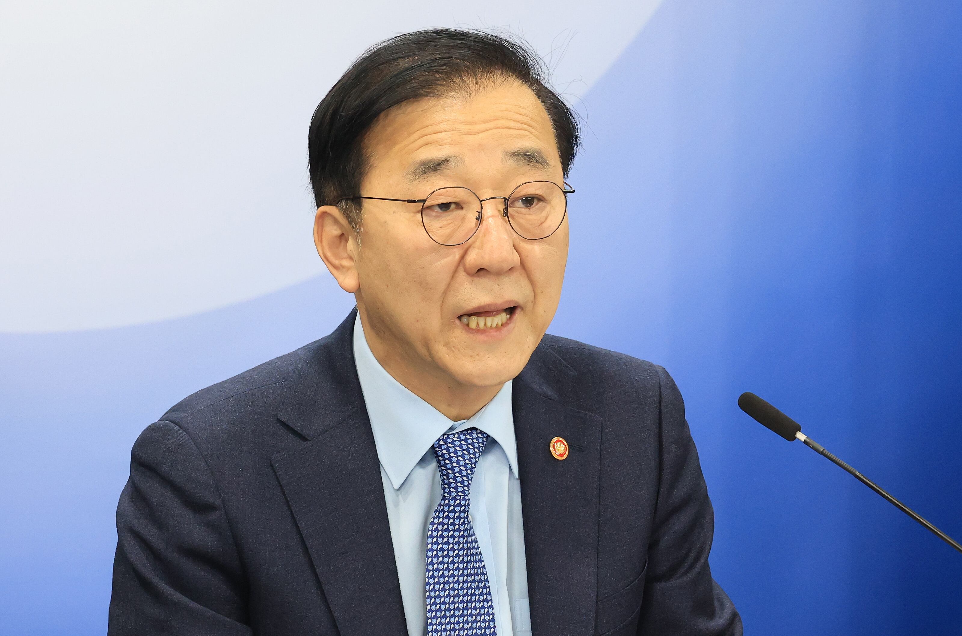 김윤덕 국토교통부 장관이 29일 서울 종로구 정부서울청사에서 도심 주택공급 확대 및 신속화 방안 관련 브리핑을 하고 있다. /뉴스1