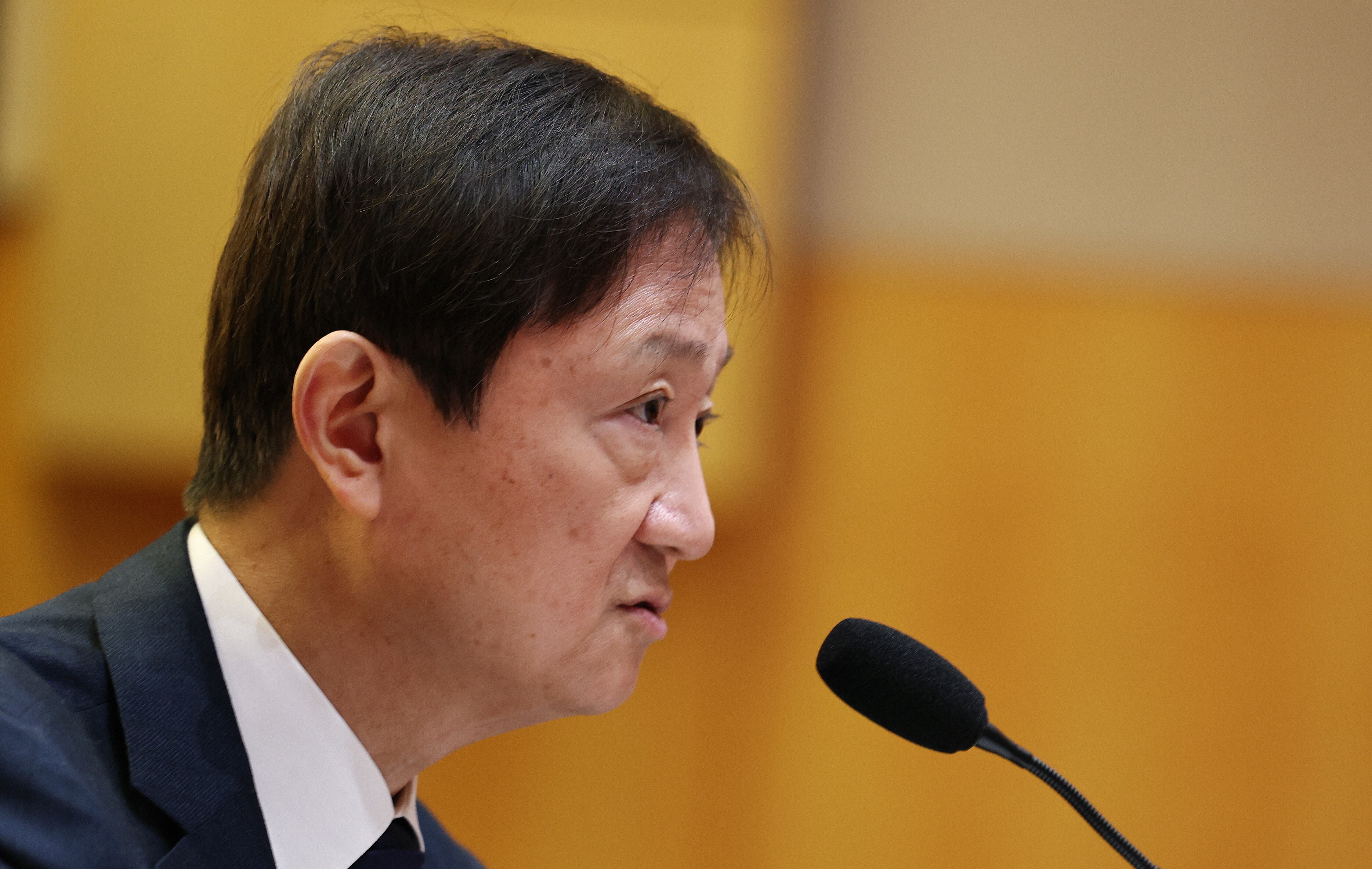 이찬진 금융감독원장이 1일 서울 여의도 금융감독원에서 출입기자단과의 기자간담회를 열고 인사말을 하고 있다. /뉴스1