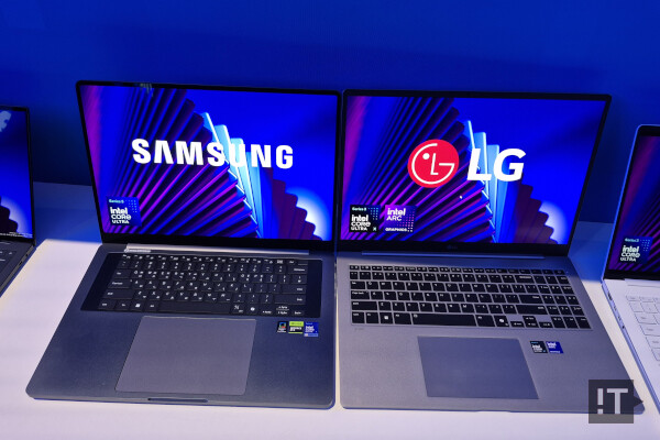 삼성 갤럭시 북6 울트라 EXT(좌), LG 그램 프로 AI 2026(우) / 권용만 기자