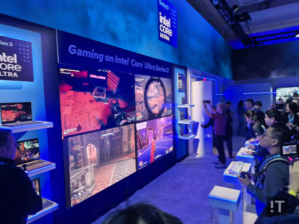 인텔 코어 울트라 시리즈 3 쇼케이스 현장의 게임 시연 코너 / 권용만 기자