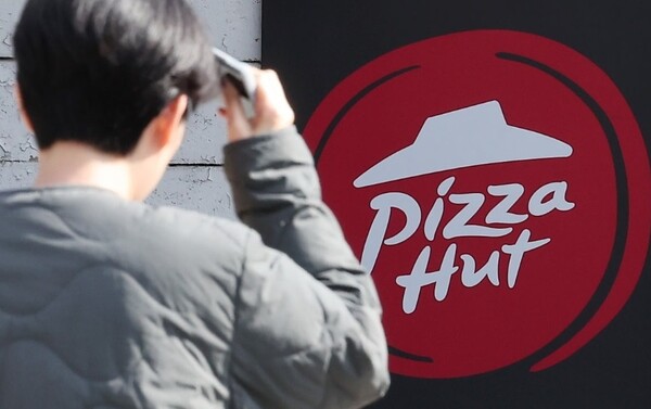 프랜차이즈 업계에서 본사가 받은 차액가맹금의 반환을 요구하는 가맹점주들의 소송이 확산되고 있다. /뉴스1