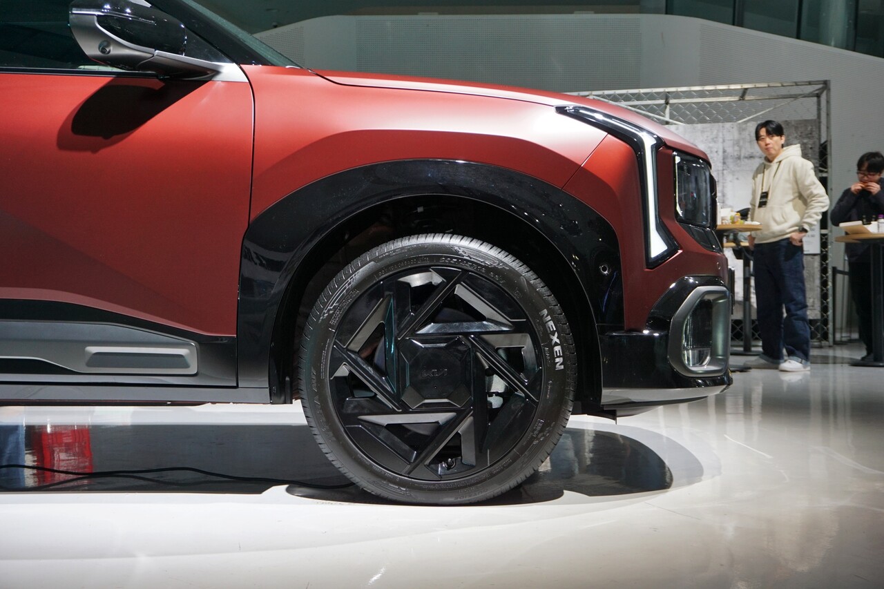 기아 더 뉴 셀토스 X-라인 휠. / 허인학 기자