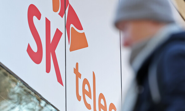 2025년 12월 21일 서울의 한 SK텔레콤 직영 매장. / 뉴스1