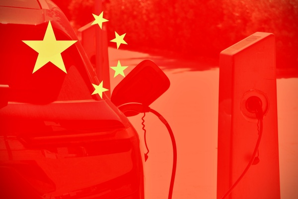 중국 전기차 산업은 규모의 경제, 수직 통합된 공급망, 빠른 기술 혁신을 바탕으로 글로벌 시장을 주도하고 있다.  [사진: 셔터스톡]