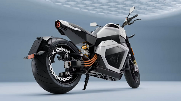 TS 프로(TS Pro) [사진: 버지 모터사이클]