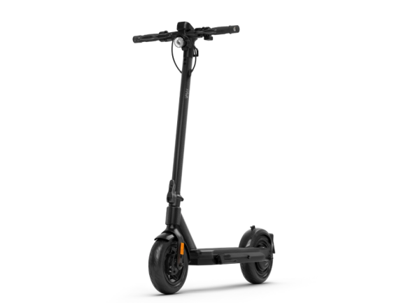 브이맥스는 이번 신제품을 통해 초고속·초경량·실속형 모델까지 아우르는 라인업을 구축했다. [사진: 브이맥스]