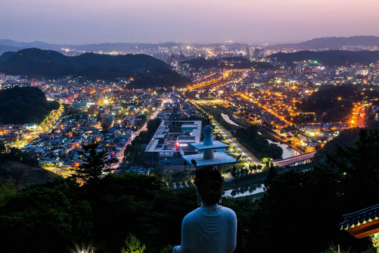 동고사에서 바라본 전주 야경 / 사진=한국관광공사 포토코리아@김범용