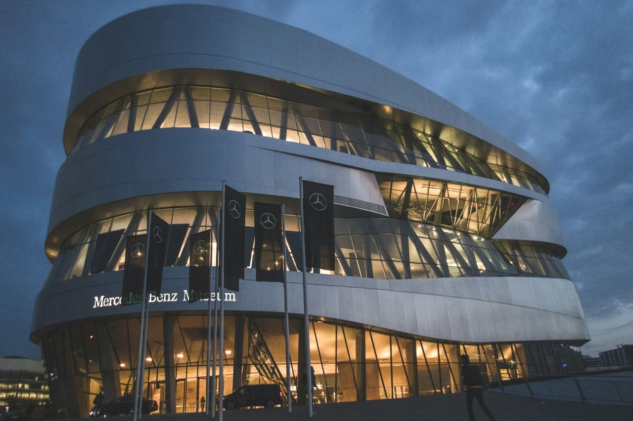 벤츠박물관 / 사진=unsplash@Sean Wu