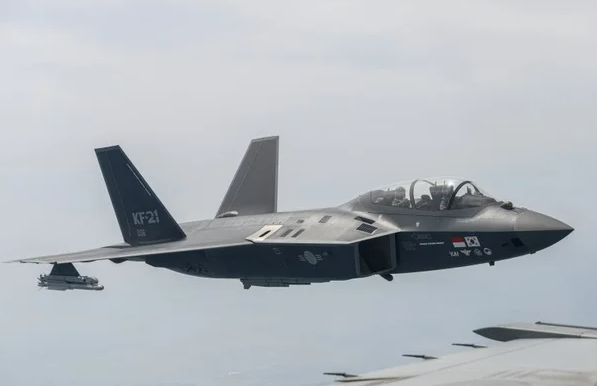 필리핀 뒤집힌 KF-21 시험비행 반전…중국만 얼어붙었다