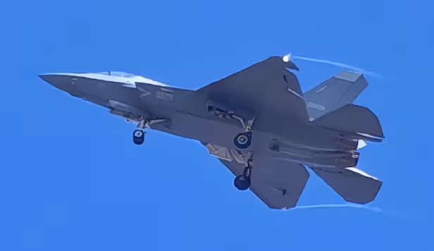 짝퉁 J-35가 F-35보다 낫다?...화려한 숫자로 과장한 中의 허위 광고