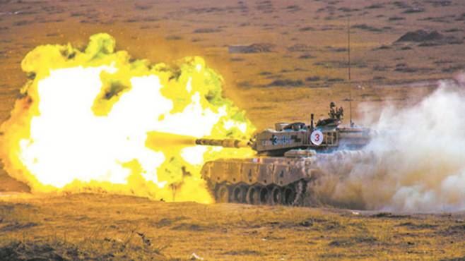 중국산 전차는 터지고 한국 K2는 강을 건넜다 태국 군의 선택은 언제 바뀌나 전세계 충격 | 밀리터리연구소