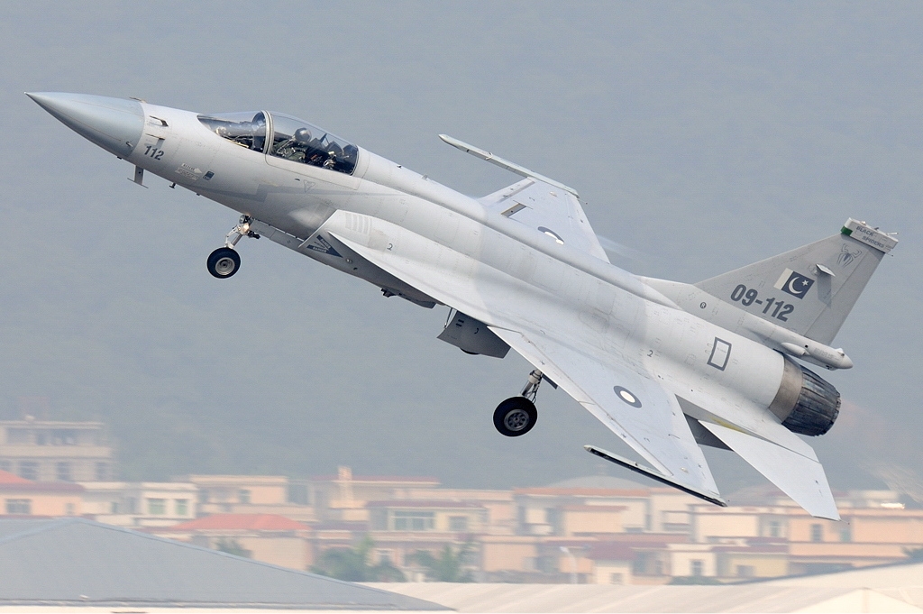 CAC/PAC JF-17 선더 - 위키백과, 우리 모두의 백과사전