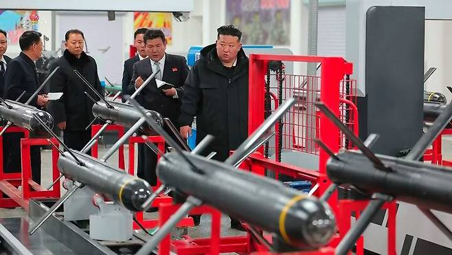 北, 마두로 체포 직후 탄도미사일 쐈다… “美 불량배적 본성 다시 확인”