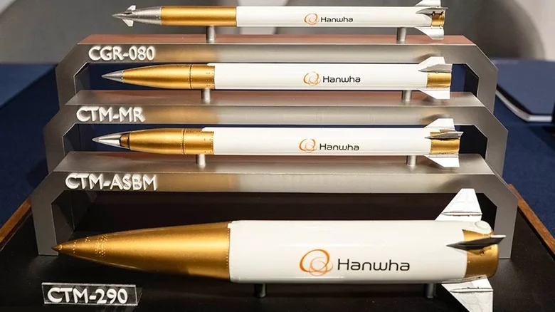 한화 '딥스트라이크' 유도탄, BAE 안티재밍 GPS 적용…80㎞ CGR-080 2028년 폴란드 생산 - 글로벌이코노믹