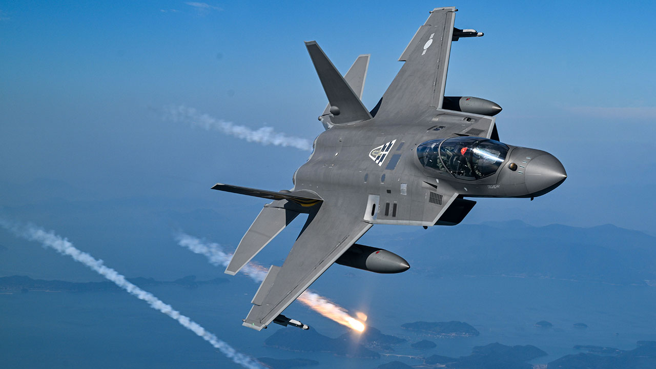KF-21 '보라매' 지상공격능력 조기 확보‥2027년부터 적용
