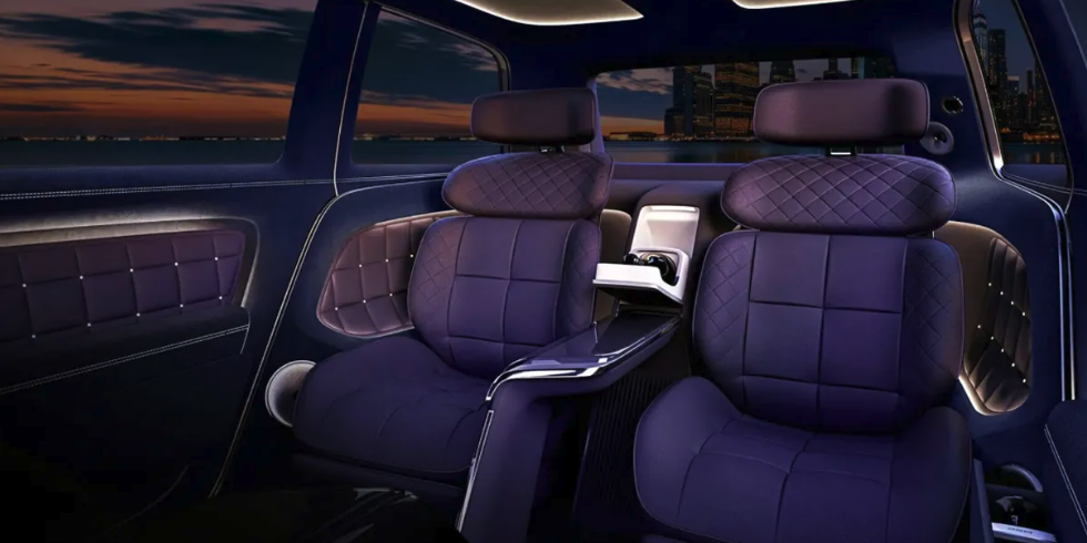 드디어 국내에도? 단 한대의 비스포크 제네시스 '원오브원' 도입추진