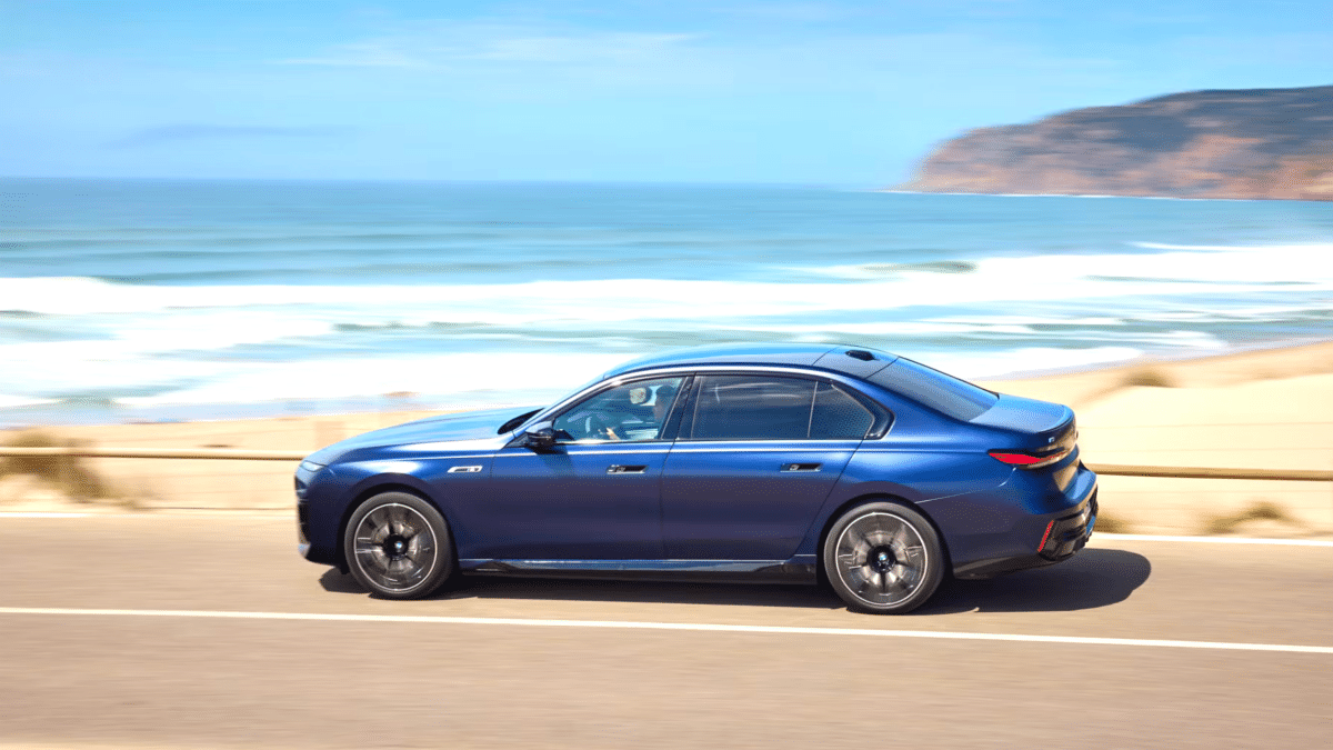 BMW i7 할인