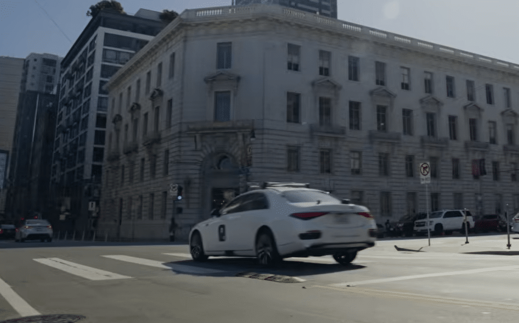 벤츠 CLA 엔비디아 알파마요 적용