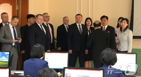 Last year\'s visit to Pyongyang by a Belarusian government delegation / Rodong Sinmun