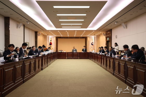 The Ministry of Unification announced on February 27 that it held the 2026 Local Government Inter-Korean Exchange and Cooperation Policy Council /  Provided by Ministry of Unification