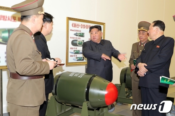 North Korea\'s standard nuclear warhead, the Hwasan-31 / Rodong Sinmun