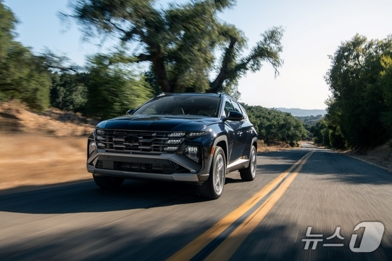 The appearance of the Hyundai Tucson Hybrid, a compact SUV sold by Hyundai Motor Company in the U.S. market (Provided b Hyundai Motor Company) 2025.4.18 / News1