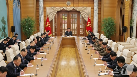 The Rodong Sinmun, the official newspaper of North Korea\'s Workers\' Party, reported that the 27th meeting of the Political Bureau of the 8th Central Committee of the Party was held at the Central Committee headquarters on February 7, presided over by Kim Jong Un, the Party\'s General Secretary / Rodong Sinmun
