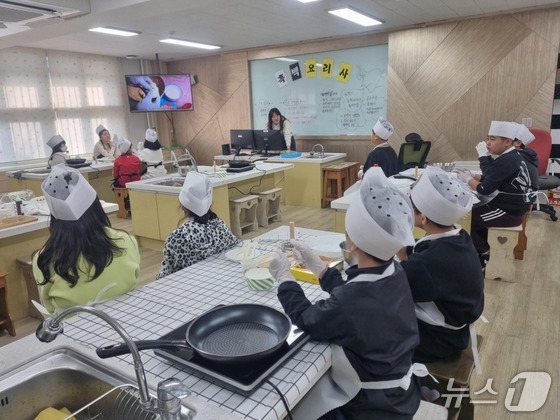Students participating in the 2025 Summer Vacation School for North Korean Background Students / Seoul Metropolitan Office of Education