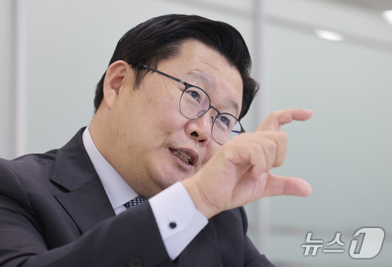 Retired Army Brigadier General Cho Yong-geun (former Director of North Korea Policy at the Ministry of National Defense) stated that a declaration to proactively restore the September 19 military agreement could present North Korea with a strategic dilemma / News1