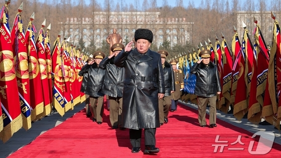 The Rodong Sinmun, the official newspaper of the Workers\' Party of Korea, reported on Monday that Comrade Kim Jong Un paid a congratulatory visit to the Ministry of National Defense of the Democratic People\'s Republic of Korea on February 8, on the occasion of the 78th anniversary of the founding of the Korean People\'s Army, and extended congratulations and encouragement to all officers and soldiers of the army. On that day, Pak Jong-chon / Rodong Sinmun