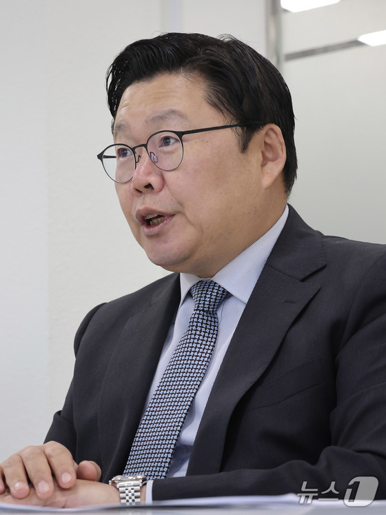 Retired Army Brigadier General Cho Yong-geun (former Director of North Korea Policy at the Ministry of National Defense) emphasized that easing tensions on the Korean Peninsula is essential for South Korea to play a role when North Korea-U.S. dialogue unfolds / News1