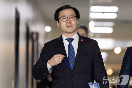 US-Korea Trade Talks: Will New Tariffs on Korean Products Impact Your Wallet?
