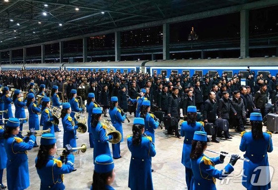 The Rodong Sinmun, the official newspaper of the Workers\' Party, reported on Tuesday that delegates to the 9th Congress of the Workers\' Party of Korea had arrived in the revolutionary capital of Pyongyang, emphasizing that the delegates were gathering in the capital with a profound sense of mission before the Party and the revolution / Rodong Sinmun