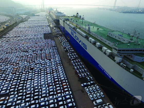 AI Fixed The 27-Hour Nightmare: Hyundai’s New Brain Loads 6,000 Cars In ...