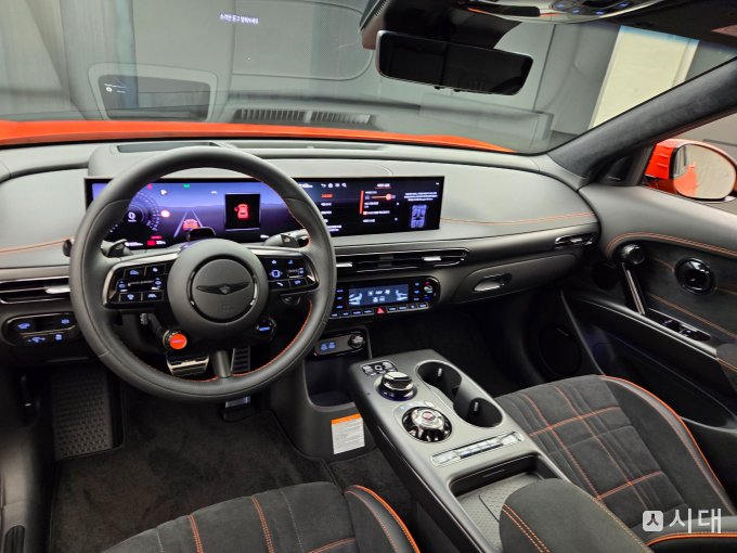 제네시스 GV60 마그마 내장. /사진=최유빈 기자