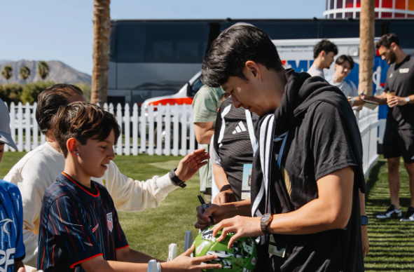 &nbsp;LAFC