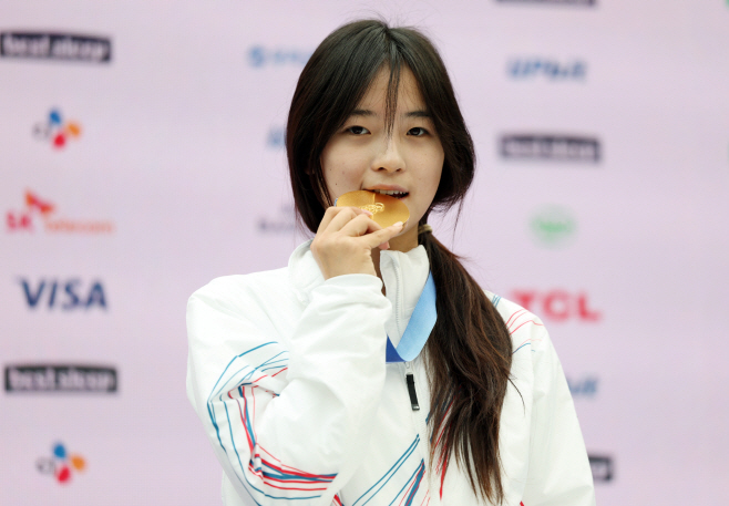 최가온 '이것이 금메달'