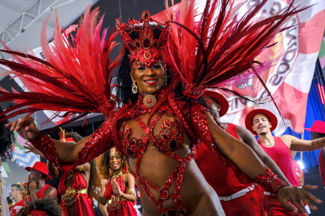 BRAZIL CARNIVAL <YONHAP NO-2100> (EPA)