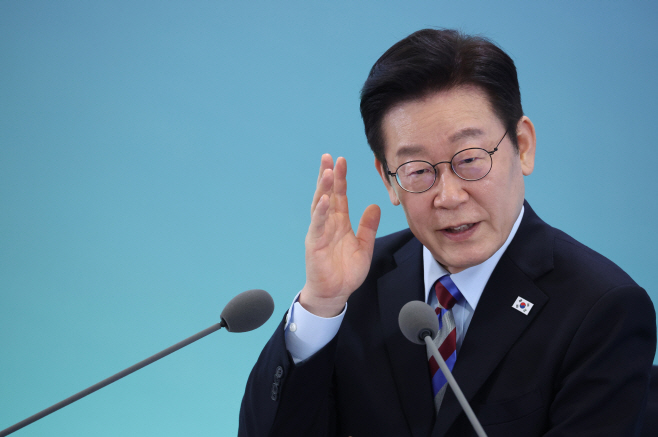 발언하는 이재명 대통령<YONHAP NO-4431>