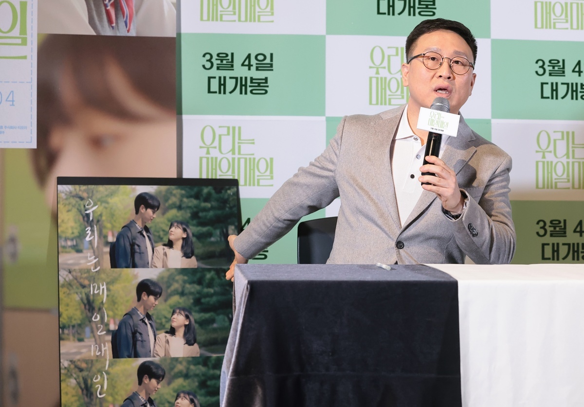 引用: キム・セロンが作った映画ポスターを紹介するキム・ミンジェ監督 / ニュース1