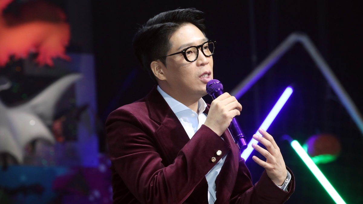  引用： 2019年にYES24ライブホールで行われた音感会に出席したMCモン / ニュース1