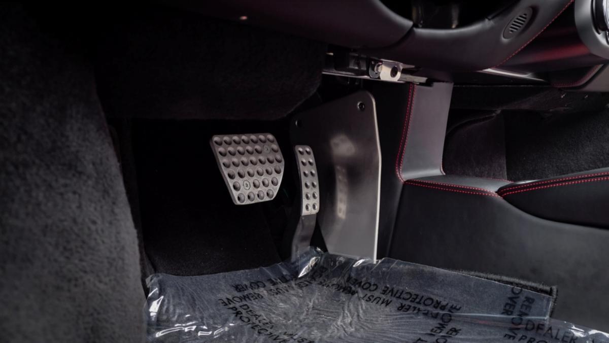 &nbsp;   Car pedals / JoshBryan-shutterstock.com