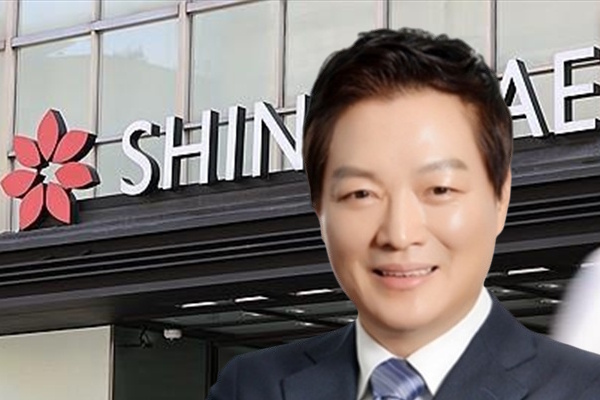 박주형 신세계백화점 대표가 매출 1조 원대의 핵심점포인 대구점을 2027년까지 재단장해 매출을 2조 원대로 끌어올리겠다는 계획을 세웠다. ⓒ그래픽 허프포스트코리아
