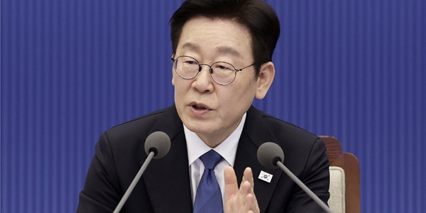 이재명 대통령이 5일 청와대 여민관에서 열린 수석보좌관회의에서 발언하고 있다. ⓒ연합뉴스