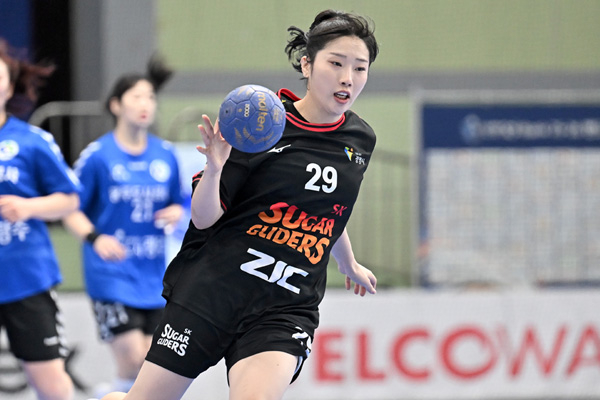 Yoon Ye-jin Shines with 10 Goals: How She Led SK Sugar Gliders to a Perfect Start in the H-League