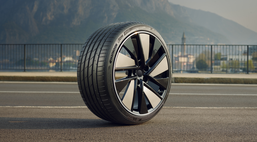 한국타이어 전기차 전용 퍼포먼스 타이어 ‘아이온 에보’. (사진=한국타이어)