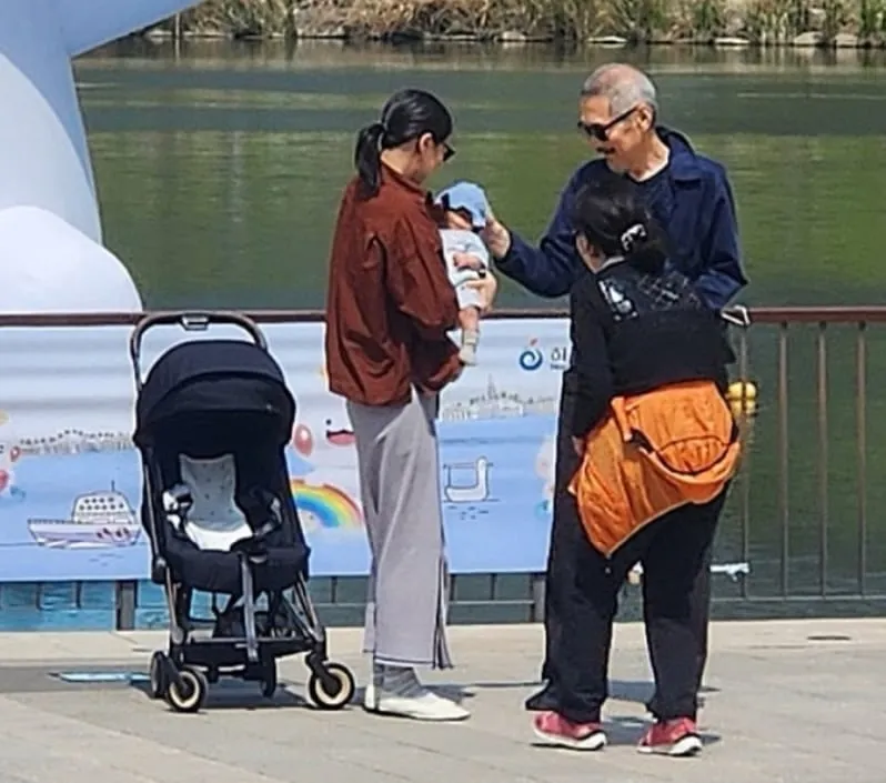 김민희 홍상수